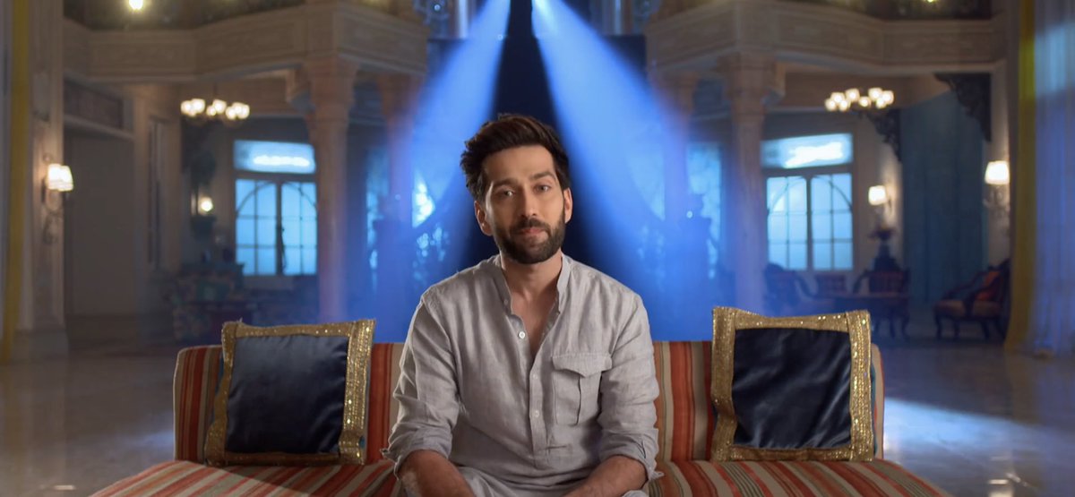AmesforJakes's tweet photo. Shivaay’s POV was so soft and beautiful. This scene is always gonna be special cause Nakuul was phenomenal here.

For those saying he’s only good at nonverbal scenes, I’d advise you to watch this.

This was a masterpiece in the making.

@NakuulMehta

#6YearsofIshqbaaaz https://t.co/j6hnegGNuI
