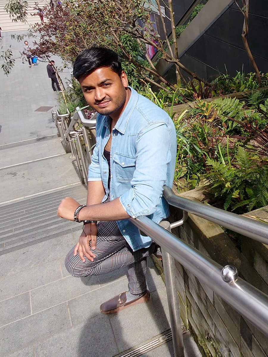 abdulhakimjoy's tweet photo. What time is it? Summertime! 🌞🏖️

#abdulhakimjoy #actorabdulhakimjoy #starnowmodel #desiactor #mumbaiactor #indianbengaliactors #nationalschoolofdrama #bengaliactors #bameactors #moulvibazaractor #bameactorsuk #southasianactor #southasianactors #kentactors #middleeasternactor https://t.co/TzwO9wf8HJ