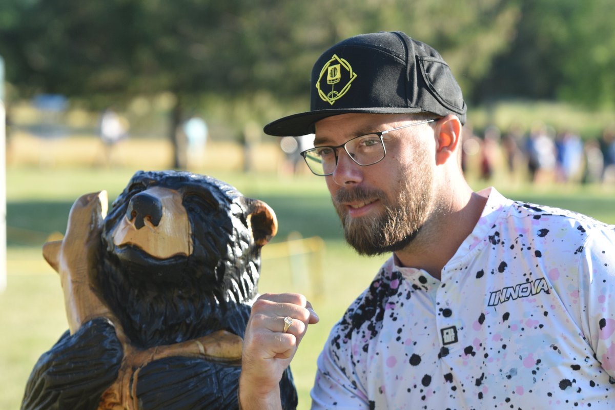 AshtonBillie's tweet photo. 2022 DGPT Preserve Championship
MPO Champion: Bradley Williams

📸: Billie Sage Ashton

#pdga #dgpt #innovadiscgolf #preservechampionship https://t.co/CjiohcouUr