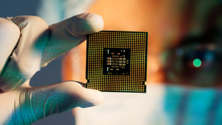 ServerLIFT's tweet image. The global chip shortage has affected almost every industry and consumer of electronic products. Next up on the chopping block: data center switches. 

Read more 👉 bit.ly/34UAzeO

#datacenters #datacenterswitching #chipshortage #microchipshortage #globalchipshortage