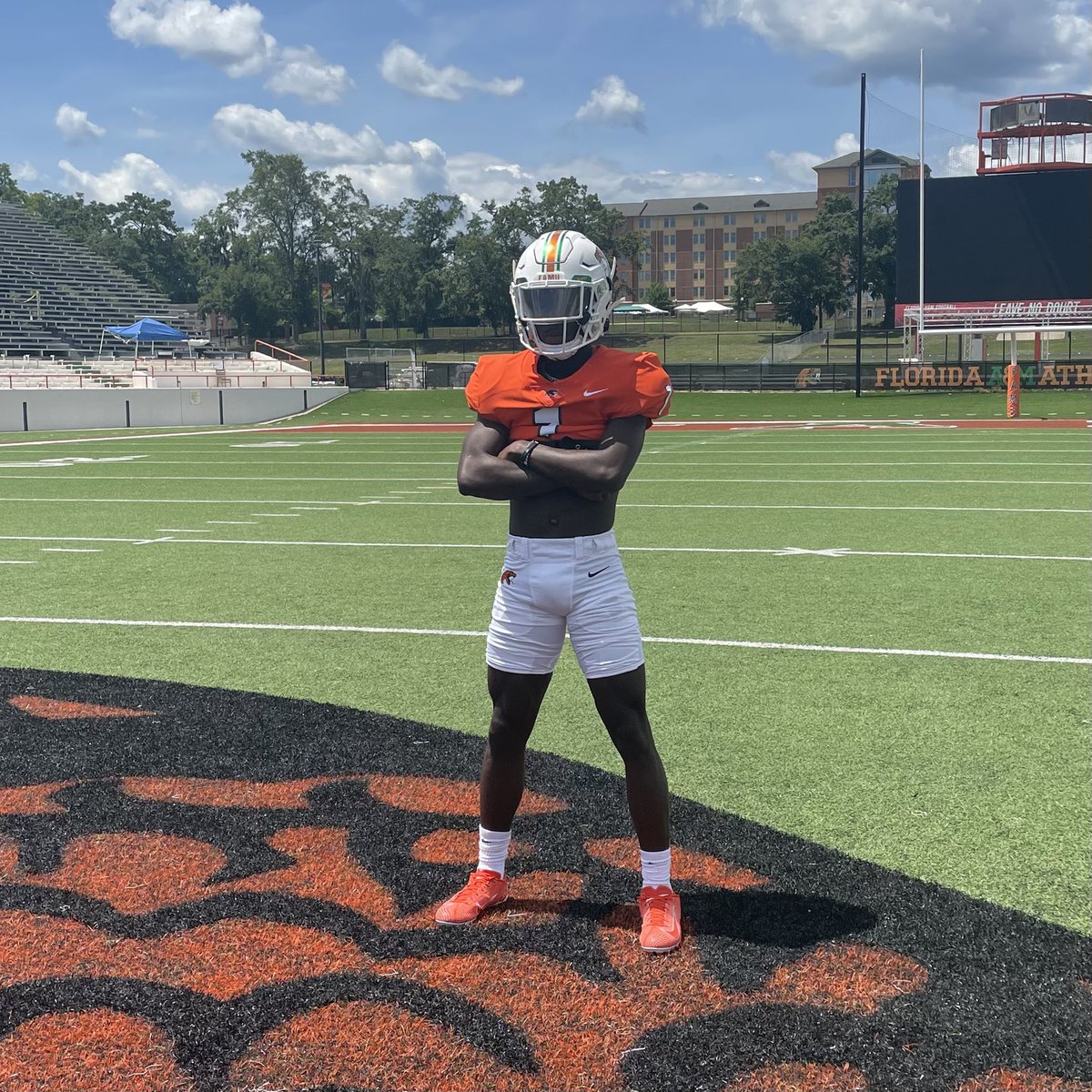 Had a amazing unofficial visit in the highest of The 7 Hills thanks to <a href="/HCWillieSimmons/">Coach Willie Simmons</a> and <a href="/Coach2Bless/">Devin Rispress</a>!!…💚🧡🐍 #FAMUly <a href="/spadyj/">James Spady</a> <a href="/RSmittyRock/">Ryan Smith         #SmittyRock</a> <a href="/Coach_BSharp/">Brandon Sharp</a> <a href="/CoachJB_4/">Jelani Berassa</a> <a href="/Coach_Lemke/">Dan Lemke</a>
<a href="/latroy_johnson/">Troy Johnson</a> <a href="/CoachAyeo/">Ayeobele Randolph</a>
<a href="/CoachChiliDavis/">Chili Davis</a> <a href="/CoachM_Windham/">Marcus Windham</a> <a href="/CoachPatt_212/">Milton Patterson</a>
<a href="/FAMU_FB/">Florida A&M Football 🏈</a> <a href="/FAMUAthletics/">Florida A&M Athletics</a>