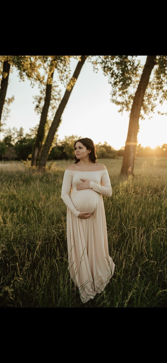 2 weeks until I get to welcome my little nugget into the world 💙