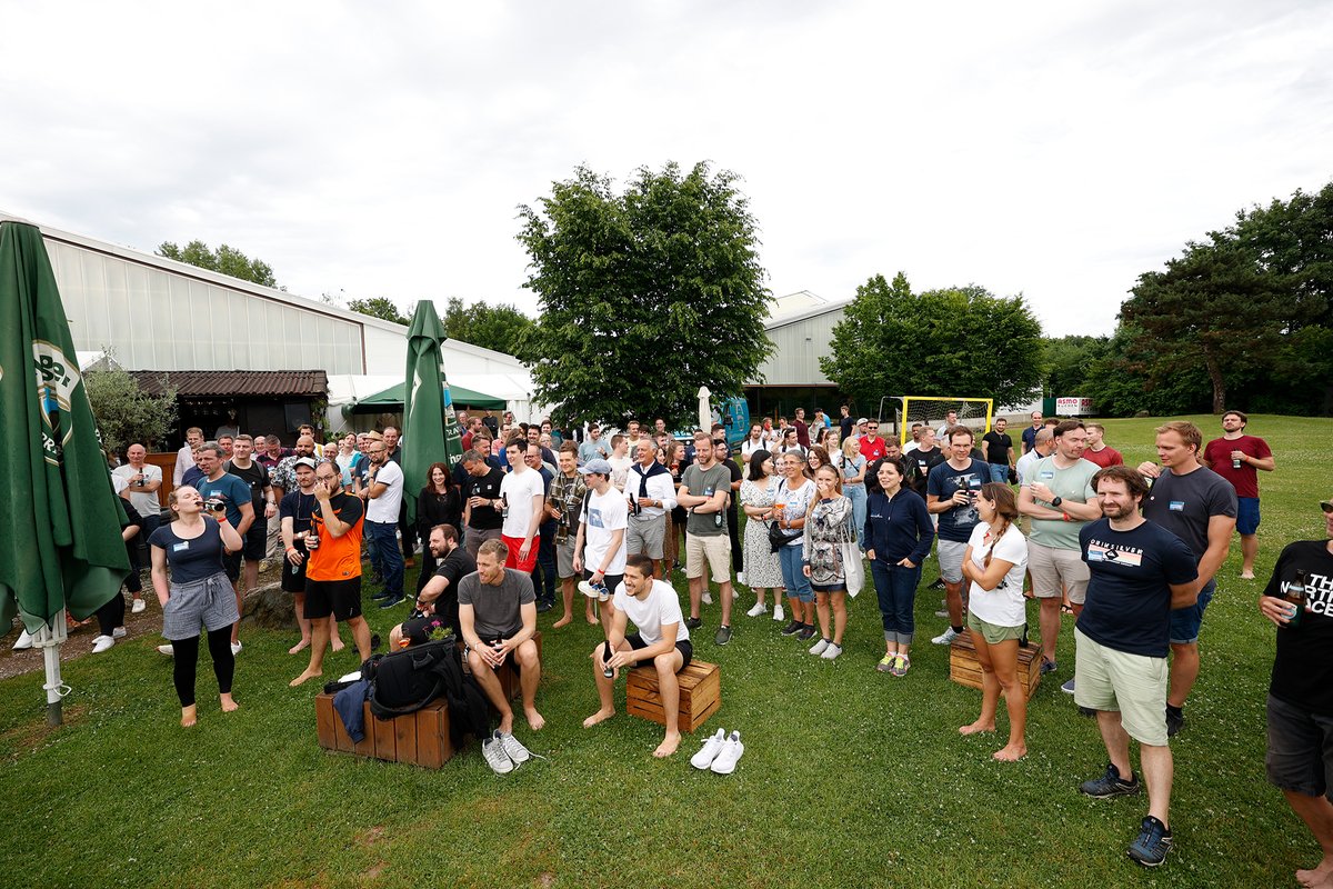 Letzten Freitag war es endlich soweit 😍 Der lang ersehnte Team Jourfixe mit allen Teams von allen Standorten (München, Berlin, Düsseldorf, Frankfurt, Hamburg, Hannover Basel und Zürich) fand endlich wieder live und vor Ort statt. #oneteam #teamevent #rallye