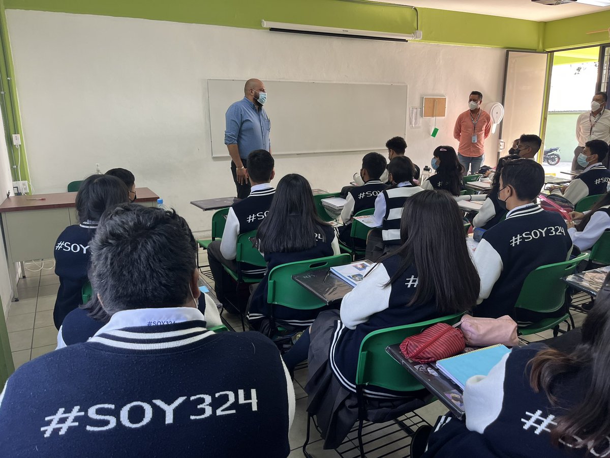 <a href="/NoeOrtegaCamac1/">JN</a> <a href="/geramonro05/">Gerardo Monroy</a> <a href="/israeljeronimol/">Israel Jerónimo López</a> <a href="/hectorhesilva/">Hector Hernández Silva</a> Gracias maestro por acompañarnos en nuestra escuela, fue un gusto saludarlo 😉🤓siempre Bienvenido 🤗