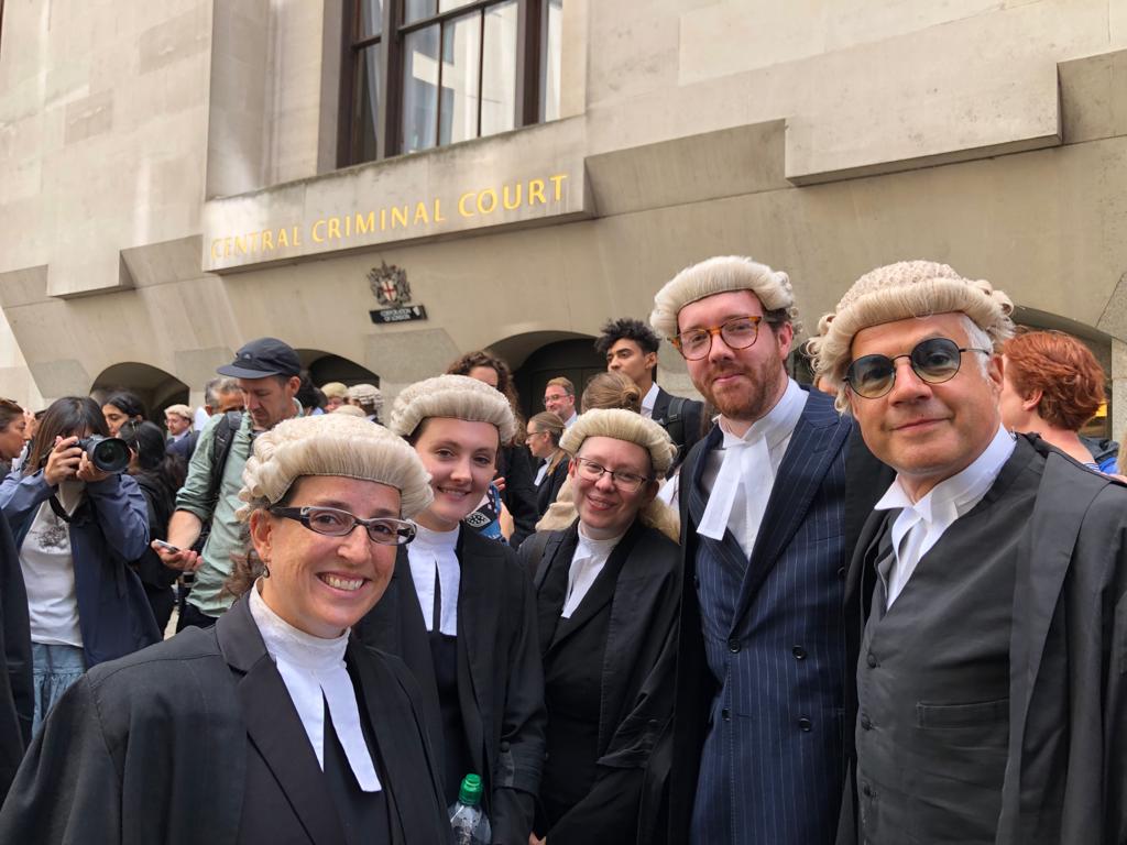 Goldsmith Chambers members outside The Central Criminal Court. Joining colleagues with the <a href="/TheCriminalBar/">The CBA</a> on the first day of action. #Action4Justice 
#CriminalBar