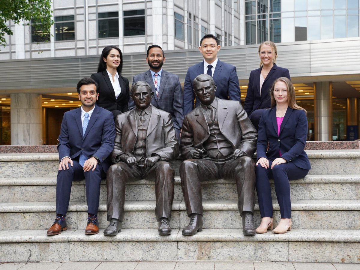 The Department of Urology in #Rochester is thrilled to showcase our graduating #residents for the class of #2022. We are so proud of the growth of these residents in their five years here, and cannot wait to see what amazing things they do. #UroSoMe #urologyresidency