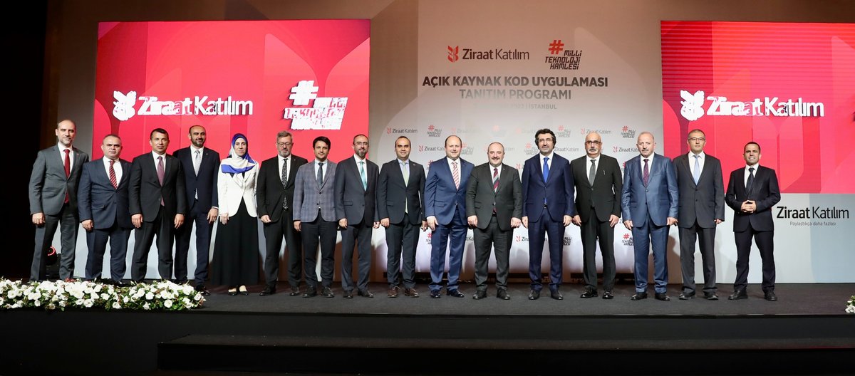 ziraatkatilim's tweet image. Bankamız tarafından Milli Teknoloji Hamlesi kapsamında düzenlenen “Ziraat Katılım Açık Kaynak Kod Uygulaması Tanıtım Programı”; Sanayi ve Teknoloji Bakanımız Sayın Mustafa Varank,