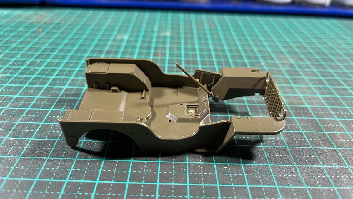 ScaleAussie's tweet photo. Started on the Tamiya 1/35 Willys MB 1/4 ton jeep today, most of the chassis is complete and ready for paint, also was able to pick up the Quinta Studio 3d printed decals for it and I must say they are very nice indeed.
#willysjeep #quintastudio #135model #aussiescalemodels https://t.co/itfzMSKUzP