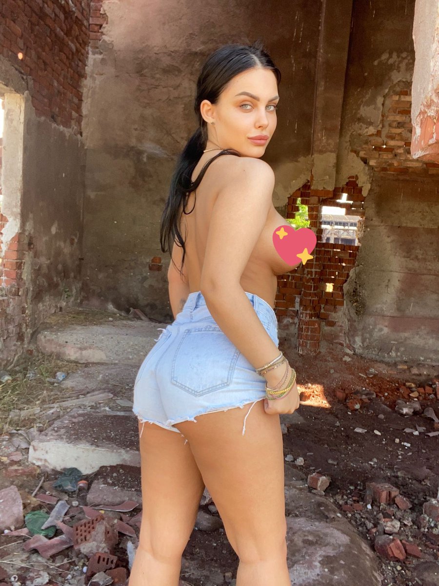 OnlyRetweetFan1's tweet photo. Follow her @MariaAlexandraX ❤️❤️❤️
She has a OnlyFans account 🔞🔞🔞
Link  in profile 
#onlyfanspromo #onlyfans #onlyfansgirl #onlyfansbabe #curvy #boobs #bigboobs #ass #bigass #sexy #love #porn #hot #sex #sexygirls #sexystoner #gorgeous #prettygirl #fetish #camgirl #webcam https://t.co/6XZiBdIvbk