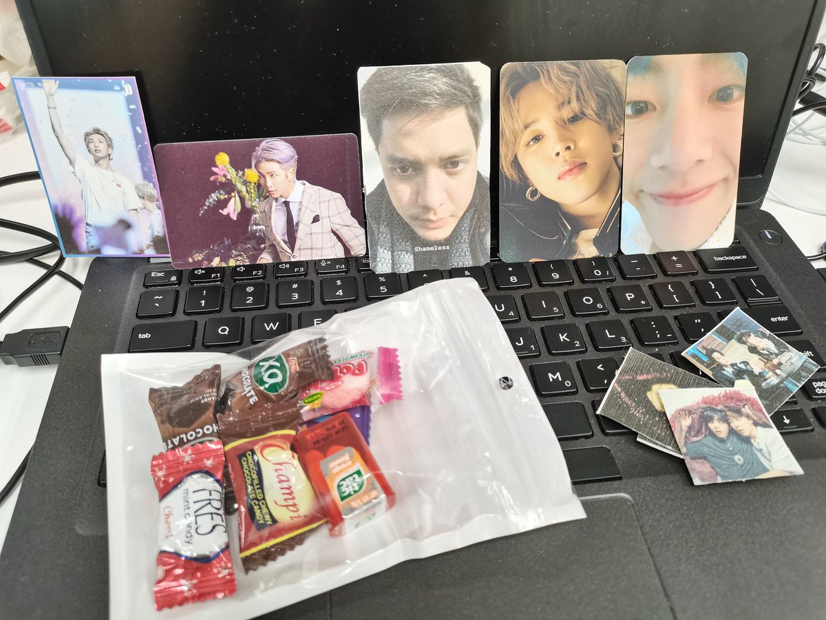 xhinybubbles's tweet photo. Hindi ko kinaya ang rare PC na freebies!!! 🤣... perstaym ko makatanggap ng ganito!! SALAMAT @teekvemail  #whenyouseeit #rarePC https://t.co/nWWEM0dopG
