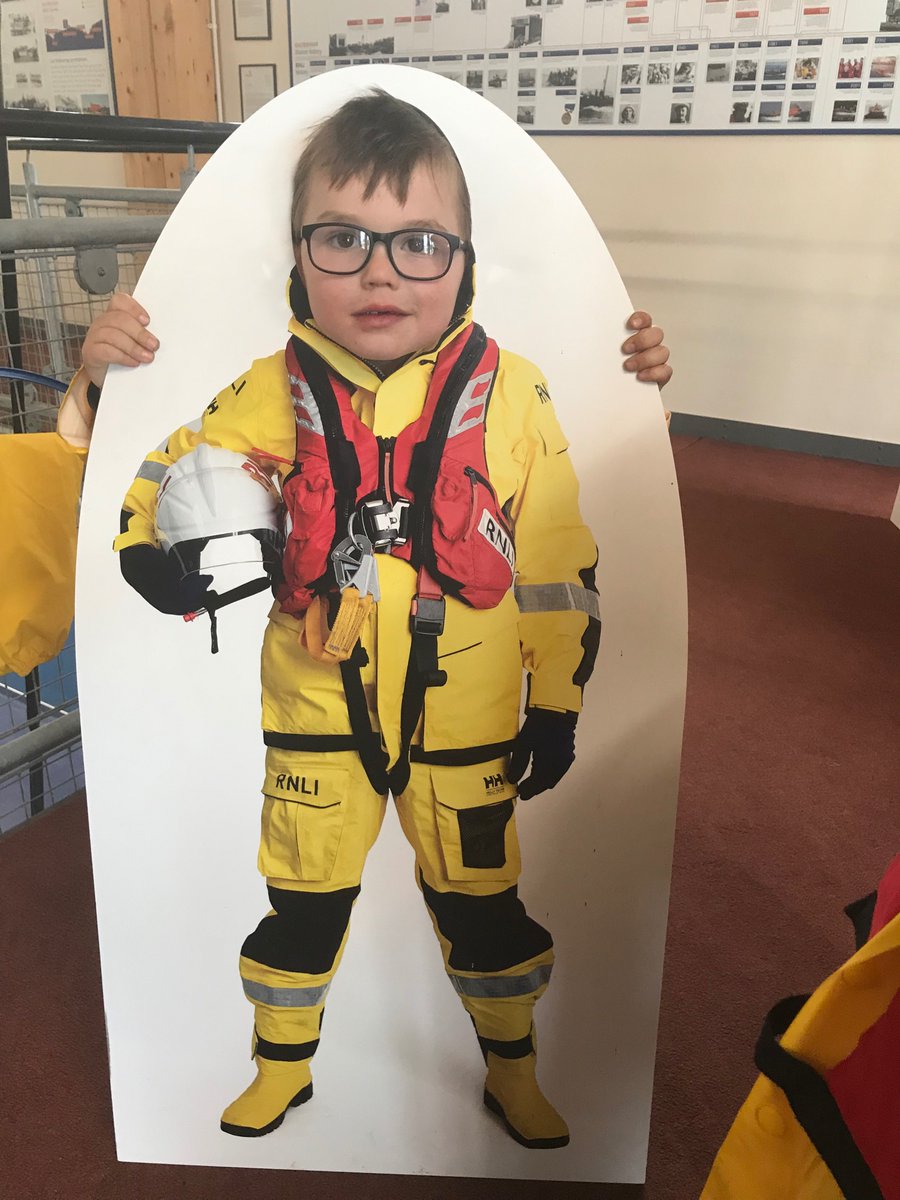 Reception and Year 1 have had a wonderful time at the <a href="/RNLI/">RNLI</a> in Shoreham as a Fabulous Finish to their Hail the Heroes topic! ⚓️