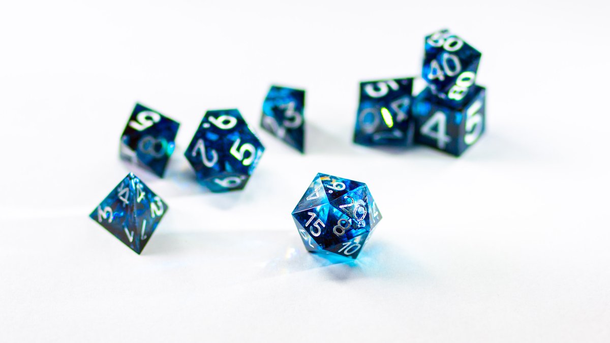 Warlockdnd's tweet image. 🎉DICE GIVEAWAY TIME!🎉

Here's how to win these amazing @strrbuck dice:

Follow + Like + Retweet.

Giveaway ends next Monday (July 4th) 
Free shipping in the US
#dnd #dice #giveaway