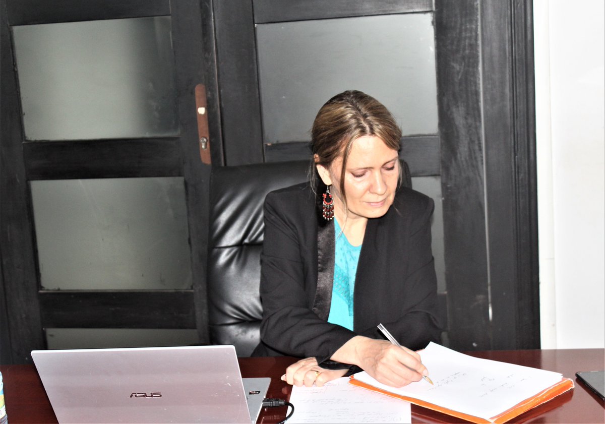 BoCEJGuinee's tweet photo. Réunion de cadrage ce matin en prélude au démarrage de l'évaluation qualitative de changement de comportement organisationnel intervenu dans les départements ministériels impliqués dans la mise en œuvre du #Projet_BoCEJ et les institutions de formation bénéficiaires du #FCCE https://t.co/GRtr8x9GGm