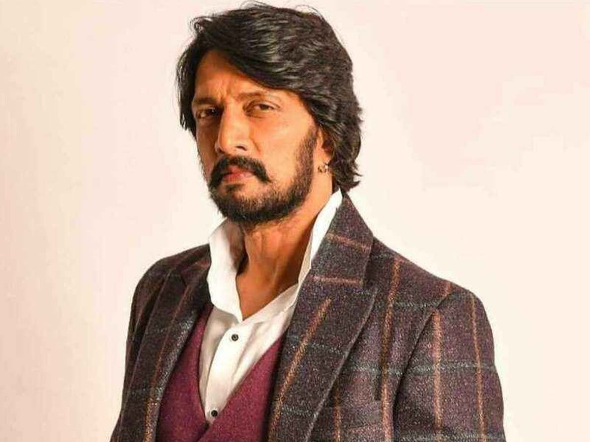 LensMediatamil's tweet photo. Who is Icon of #Sandalwood ?

Like - #Sudeep  

Retweet - #YashBOSS 

#Kichasudeep #VikrantRоna #VikrantRonaJuly28 #KGF2 #VikrantRonaTrailer https://t.co/n55cSAS7XL