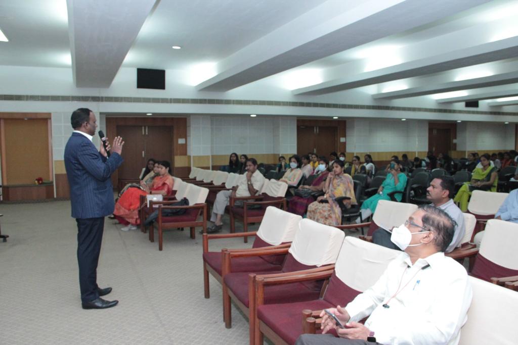 agrighar's tweet photo. We took a participation in today's today's International MSME Day celebrations @nimsme Yusafguda.
#Workshop on "Building Bankable MSME's"
Here 👇 is the few glimpse of the event !!
#Agrighar team & #WEAIM members
#msme #MSMEDay #nimsme #business #entrepreneur #agrighar https://t.co/7LW4D90qxl