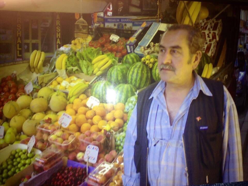 ELLERİ ÖPÜLECEK BORNOVALILAR : MANAV MEHMET ABİMİZ