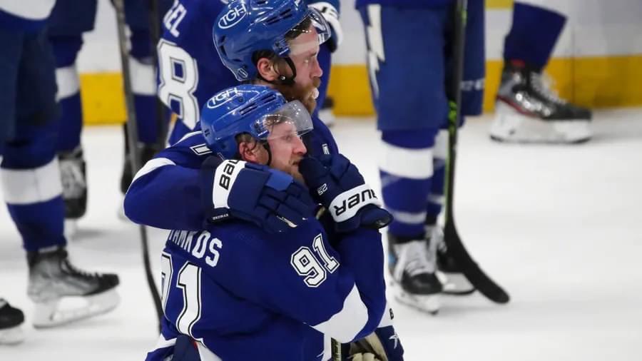 Bolts Jolts tweet media
