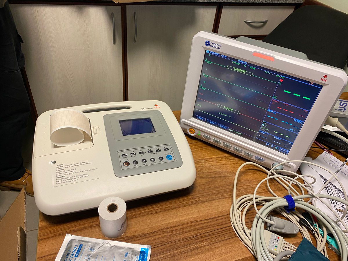 ASSEcomunica's tweet photo. La Policlínica de Punta del Diablo, perteneciente a la Red de Atención Primaria de #Rocha, recibió nuevo equipamiento:  Monitor Multifunción y Electrocardiógrafo.
#AsseEnMarcha https://t.co/aPLEhlB5s3