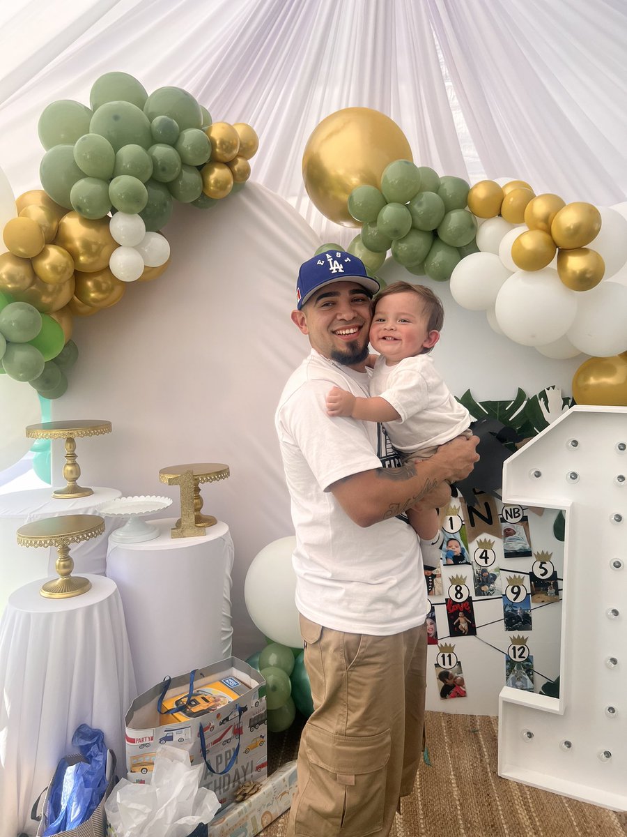 amartinez__7's tweet photo. Happy birthday to my first born son Angel Legacy Martinez 💙 https://t.co/etdLhQBPOH