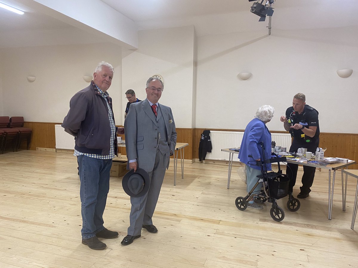 Rupert_Matthews's tweet photo. Great community security event at #Ryhall in #Rutland giving helpful crime prevention advice to local residents. Many thanks to @LP_Rutland @MeltonRutlNPA https://t.co/5EXQEUwqnF