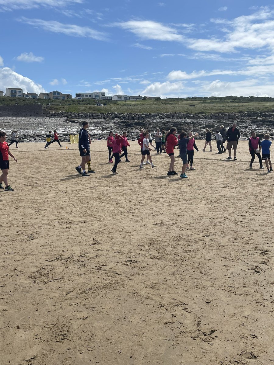 Excellent work by our Year 10 rugby leaders at today’s <a href="/CommunityOsprey/">Ospreys in the Community</a> beach rugby festival. All involved showed excellent refereeing and pitch management skills 🏉😎 <a href="/BryntirionComp/">BryntirionComp</a>