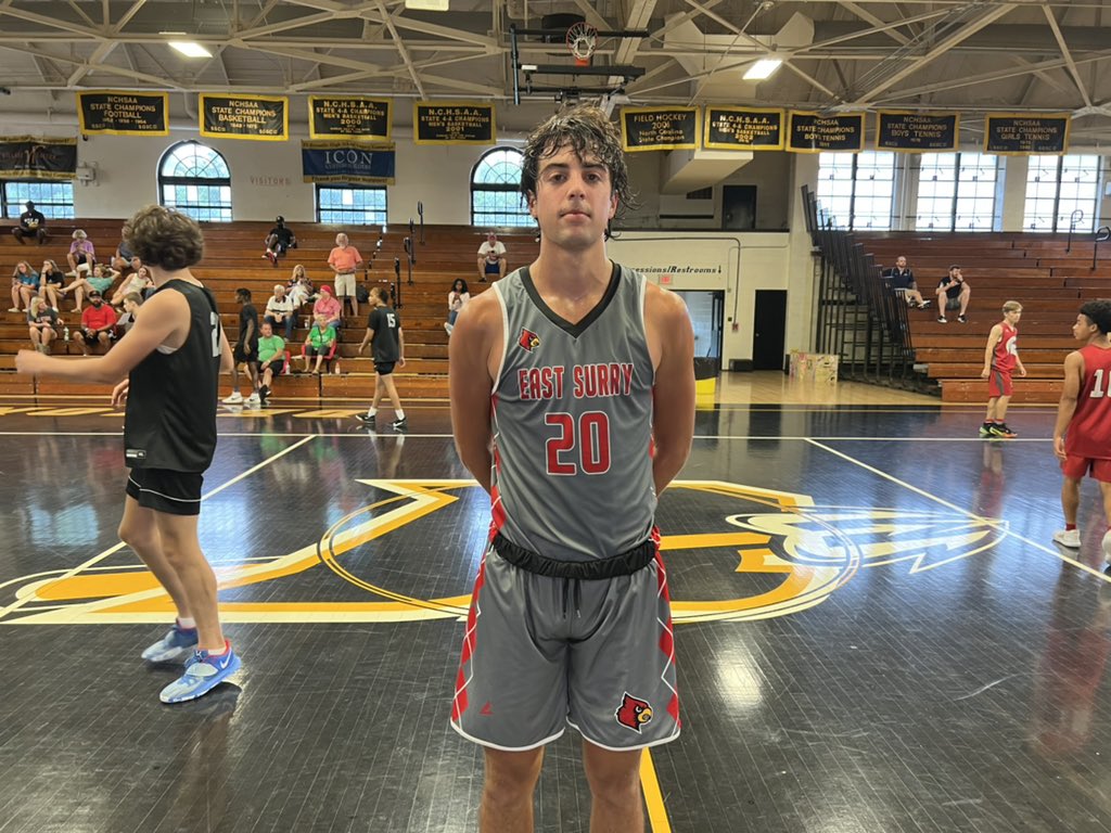 JeffreyBendel_'s tweet photo. 6’3 ‘23 Luke Brown (East Surry) attacks the basket with sheer relentlessness. Plays hard, finishes strong, and absorbs contact well on drives. Highlighting college level ability here #PhenomHoops https://t.co/ctagGwT9aX