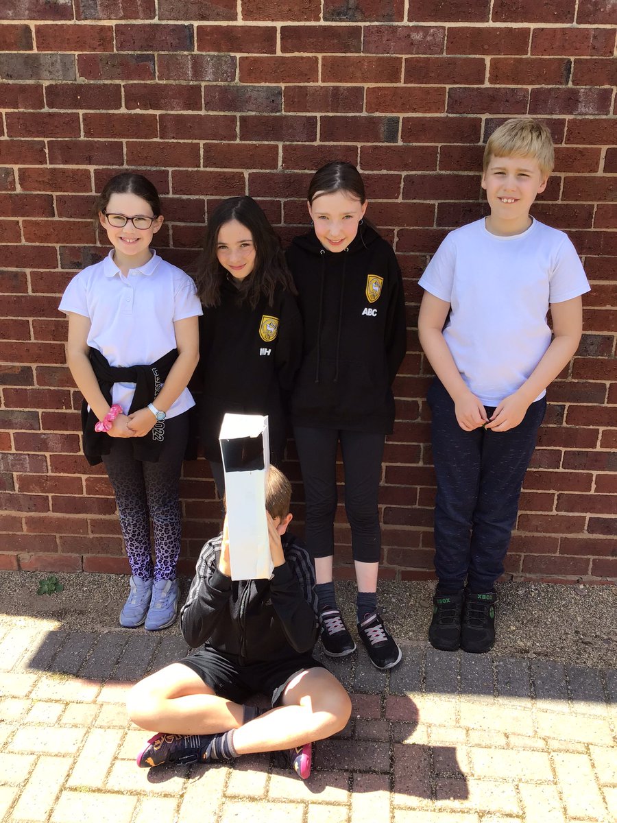 Stjohnscoventry's tweet photo. Year 6 had fun in Science thinking about the line of incidence and reflection to create some great periscopes. #science #practicallesson #fun https://t.co/tCpwpF6PPN