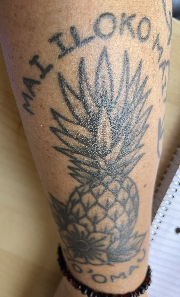 I’m also Polynesian. Mmhm.  🍍 And since everything with a pineapple on it is referred to as #Hawaiian, I put one on me too. 😉😘🤙🏼🌺🍍 (started as a joke, became a source of #PolynesianPride).