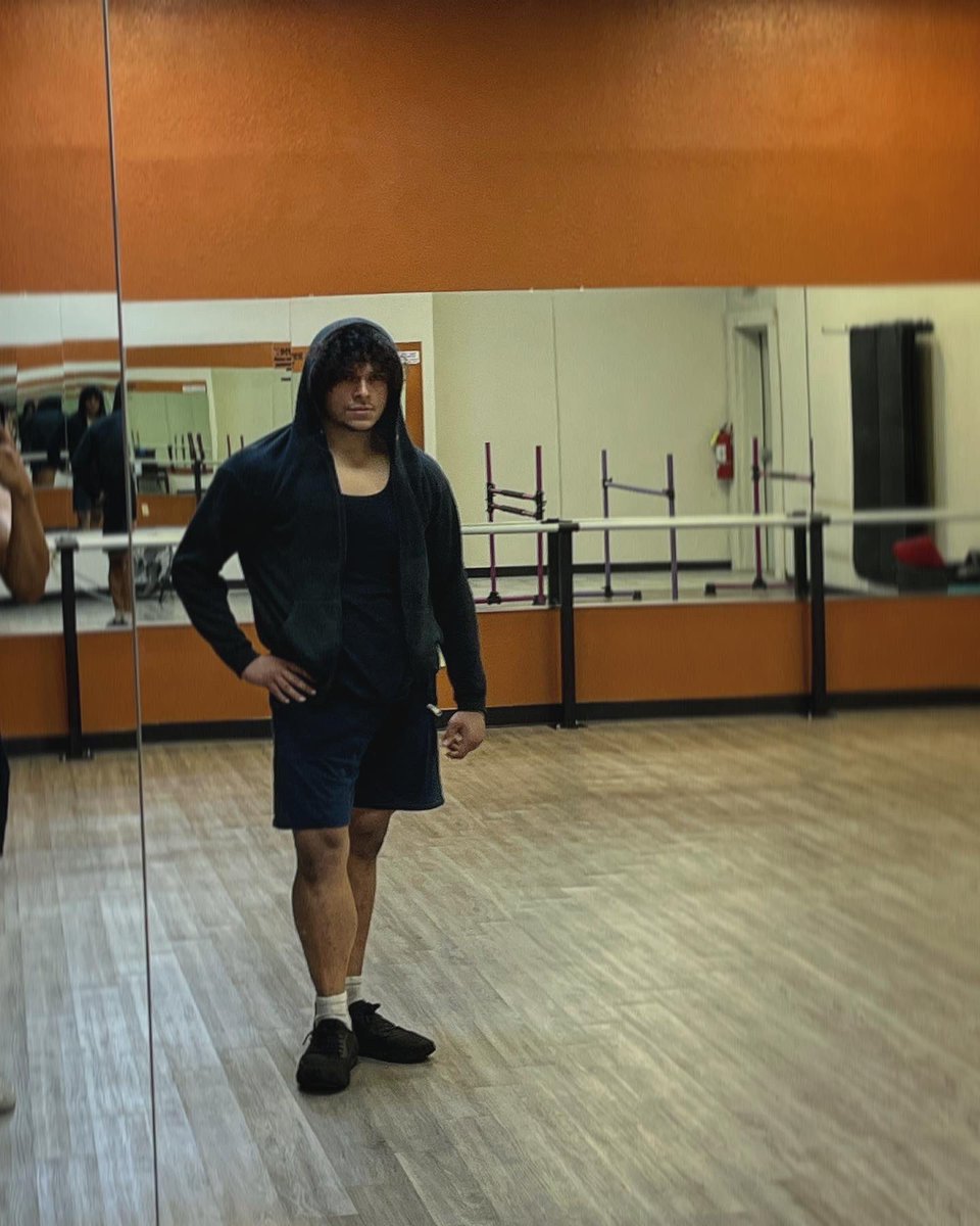 fredo380's tweet photo. In the making…. #bodybuilding #powerlifting https://t.co/H9hVpYIGy2