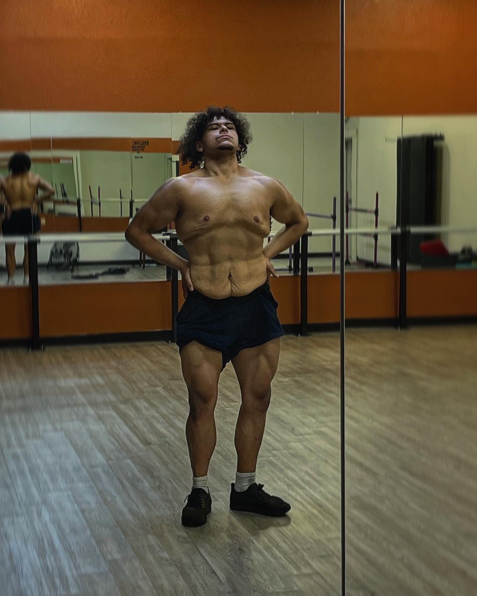 fredo380's tweet photo. In the making…. #bodybuilding #powerlifting https://t.co/H9hVpYIGy2