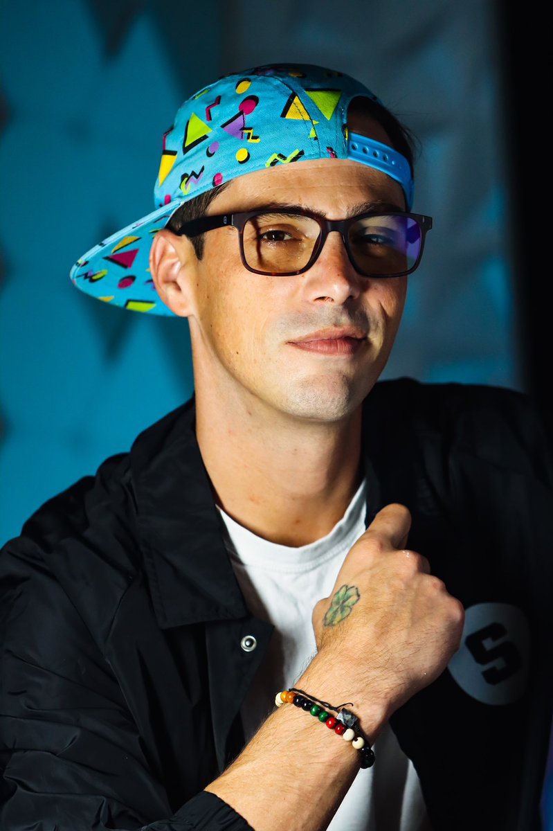 Bradley Kincaid tweet media