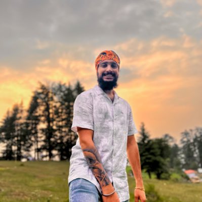 GroverSnehan's tweet photo. #NewProfilePic https://t.co/URGtBzILNe