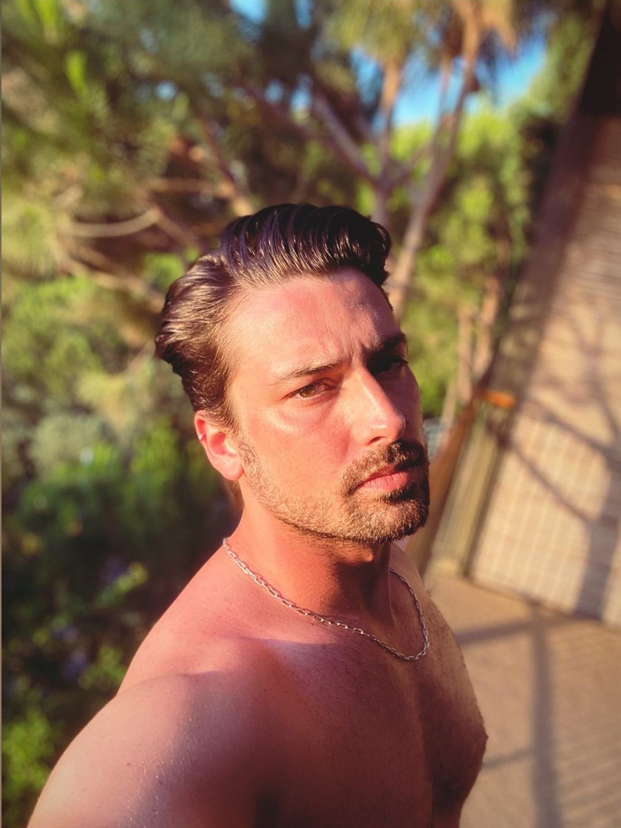 blinkbuzzz's tweet photo. Their 💚💙 vibes make them Real life #PoyHaz 
#AlpNavruz #AyçaAyşinTuran 

Learn more about them 👇
Ayça - https://t.co/G3vzmno3ya
Alp - https://t.co/ZSFFtSGRa7
or their relationship - https://t.co/T7H7UVvnjB 

@AlpNavruz @aycaaysinturan #AdaMasalı #alpayçanetflix https://t.co/TtBHQxXtTv