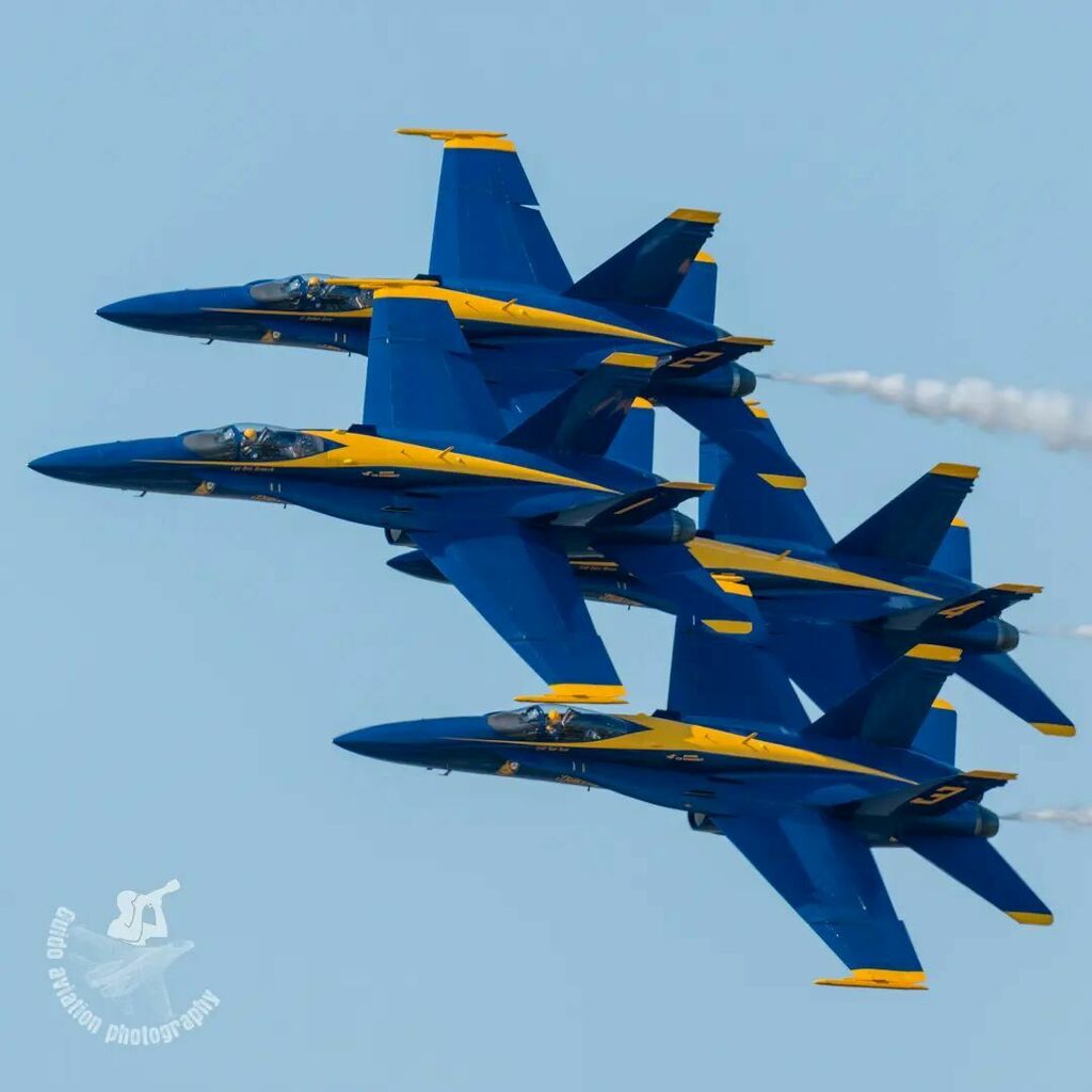 Guido_Aviation's tweet photo. #BlueAngels 🇺🇸 @USNavyBlueAngels
#FA18 #FA18Hornet
#f18 #Navy #FlyNavy #USNavy
#USNavyBlueAngels #BlueAngelsFans https://t.co/J5kuLiAhTZ https://t.co/A5POmxWbNr