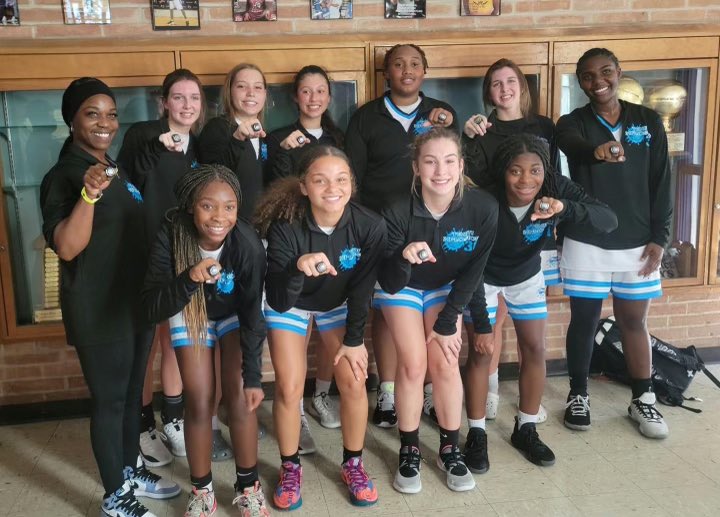 xplosionteam1's tweet photo. From Ups and downs the past couple of weekends to getting it back together with a fresh start and new beginnings.  Great TEAM ball!! THEY ARE BACK!!

SAOT Ring Championships Tourney Champs!!!
#greatbounceback
#seasonreallystartsnow!!
#Xplosionon3Familyon6💙🖤💙 https://t.co/l8S6S8wL25