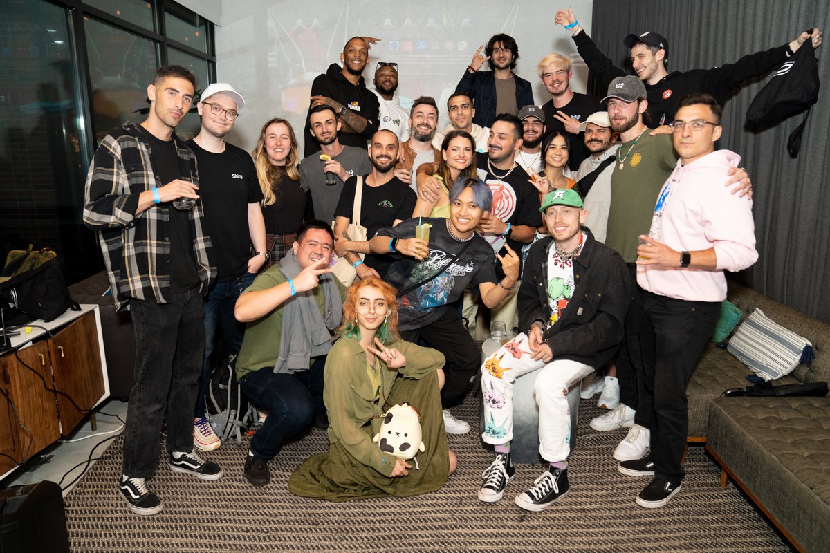 HPPRS at NFT NYC
I know we're missing a bunch of heads here but I LOVE YOU ❤️🥲

<a href="/HPPRSWRLDWDE/">HPPRS 🥕</a> (I couldn't tag everyone)