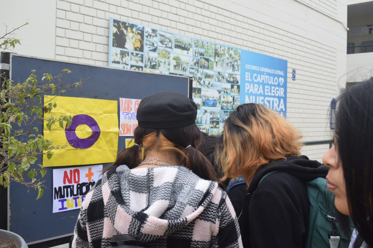 Peru_Intersex's tweet photo. 🟣 Les compartimos un poco de lo que fue la feria del #Orgullo en la Pontificia Universidad Católica del Perú.
🟡 Gracias al comisionado y a la facultad de letras por la gestión del espacio.
🟣Visibilizando nuestra #diversidad
#intersexualidad
#Intersexy
#orgullointersex https://t.co/sDrSR1D3w8