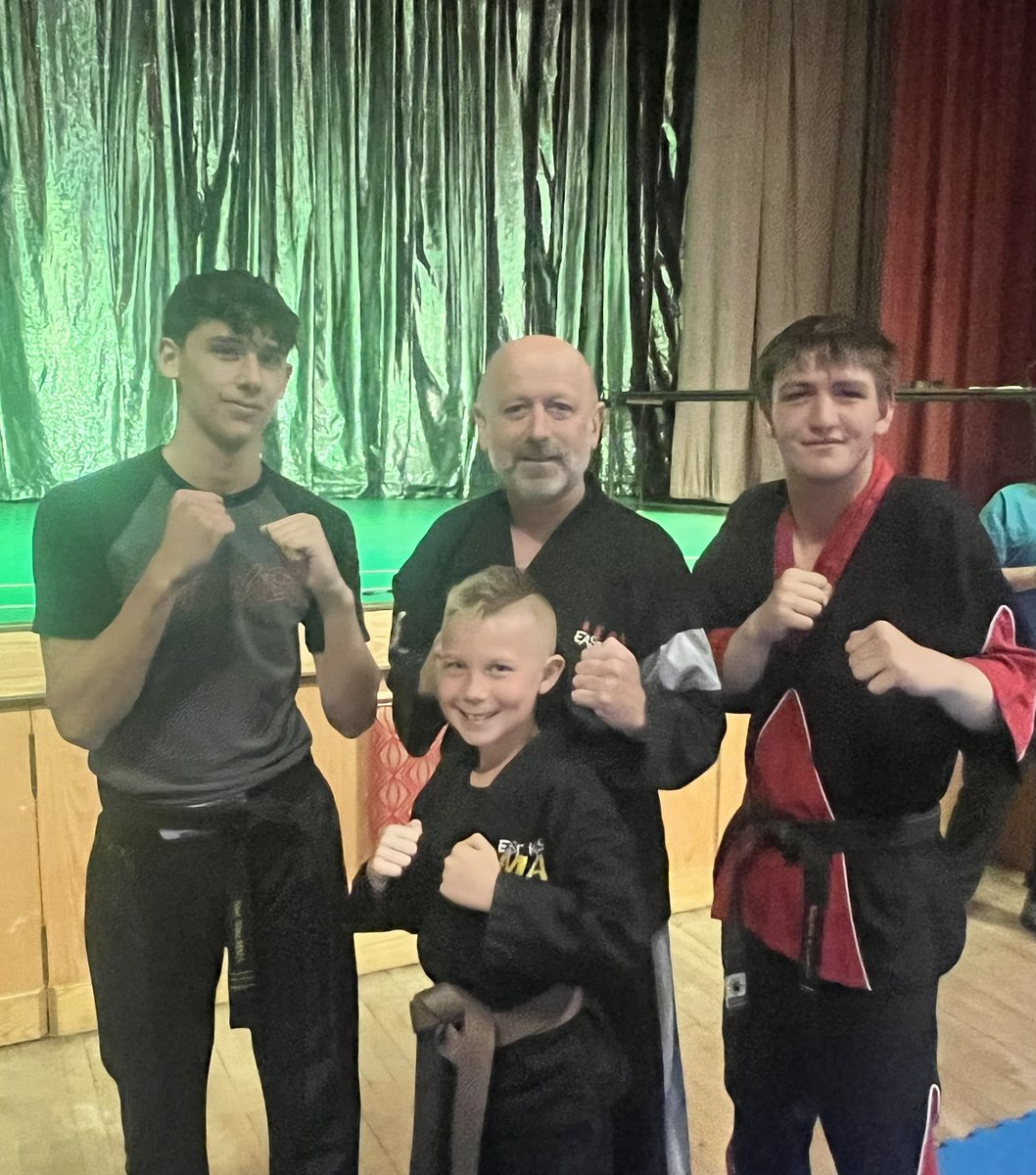 TracyStanbrook's tweet photo. So proud of Jacob. Brown belt achieved. His dedication to his MMA has been fantastic to see. @SouthfieldY3Sh #MMA #grading #proudmum https://t.co/kkMb3DooB9