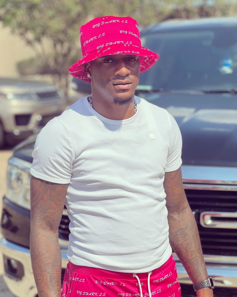 BigSharkLS's tweet photo. Available In Pink, Green, Blue, full set $40 🤩💞🦈 
BIG SHARK LIFESTYLE ‼️, dm to make a purchase today. https://t.co/zeClbxxysv