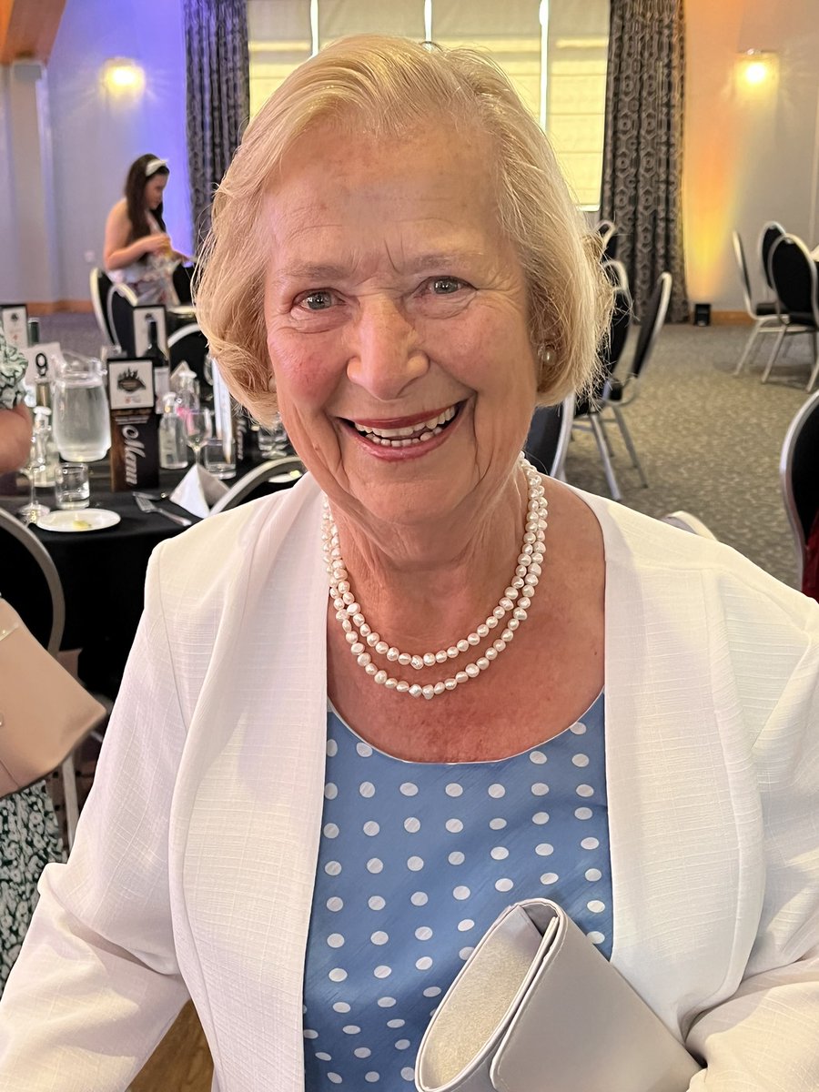 Animal_Comms's tweet photo. I was so pleased I had a chance to catch up with the amazing, inspirational lady Mrs Bravo! Pride of Cumbria Awards 2022 #prideofcumbria2022 #cumbria #inspirational #whitehaven #cumbriaawards #prideofcumbriaawards2022 https://t.co/LTfcOfQDix