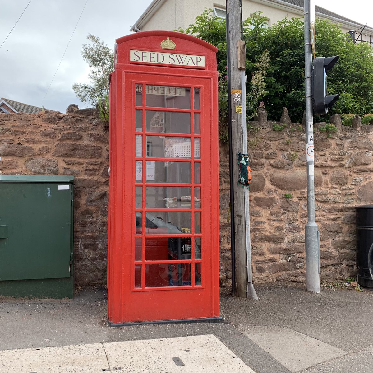 stevensjono's tweet photo. Love this in Bishops Lydeard. A packet of coriander swapped for parsley. https://t.co/W3cRiQrpys