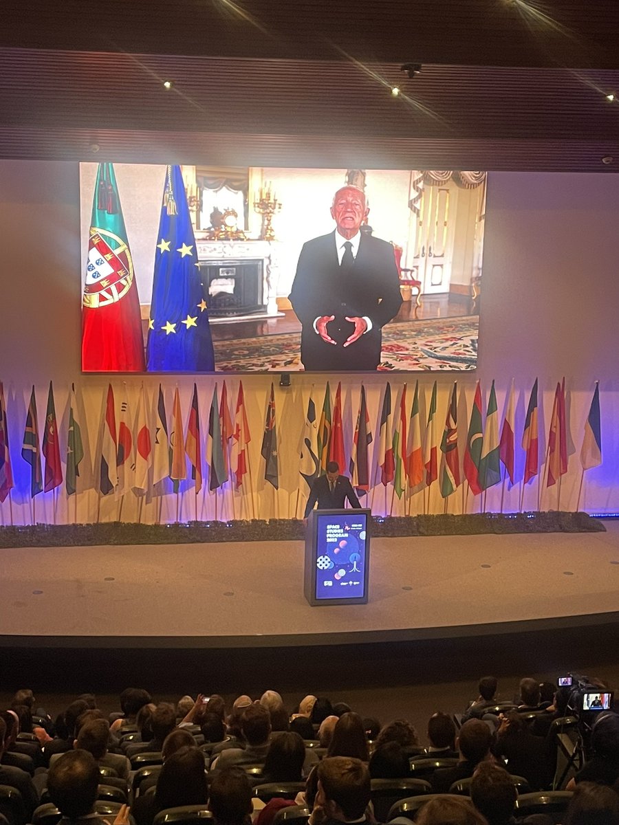 ISUnet's tweet photo. Marcelo Rebelo de Sousa, President of #Portugal, sent a welcome video to #SSP22 and #ISU. We are honored to be here in #sunny #Oeiras. #seasunspace #ptspace #portugalspaceagency #education https://t.co/BUzygQuBdY