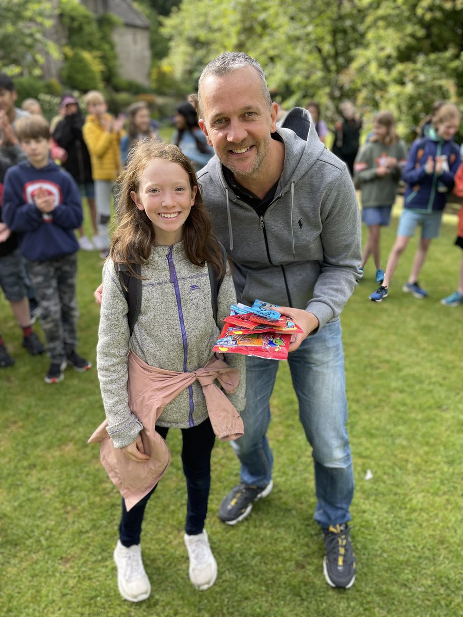 Alleyns_Lower's tweet photo. Very well done to 7DW 7JS 7MR Buxton prize winners @AlleynsLowerSch @_JaneLunnon @Alleyns_School https://t.co/0gNDkNljCR