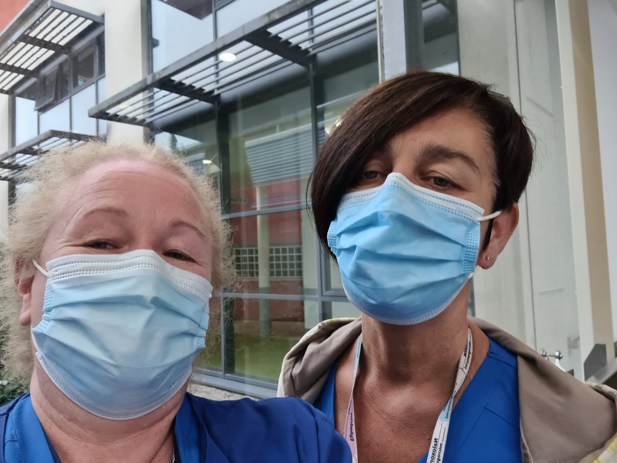 ShanleyErika's tweet photo. Delighted to have facilitated education session on Deteriorating Patient study evening for staff as part of our new role ANP Critical Care @ULHospitals #recognitioniskey #SafetyFirst #getthebasicsright @AvileneCasey @YvonneCYoung https://t.co/TDTKMEFfW4