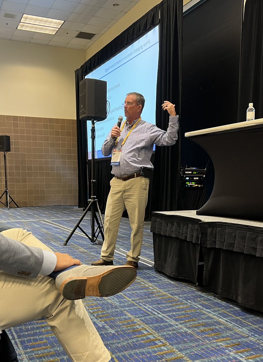 erinjurisich's tweet photo. #OnslowDLT represent! 
@JPOnslow &amp; @ocsdltfdir shared the @OnslowSchools digital transformation story today at #ISTELive and asked an important question: 
“Are we preparing students for OUR PAST, or for THEIR FUTURE?” 
#MicrosoftEDU #MIEExpert #BetterTogether https://t.co/KWGQdGJjrB