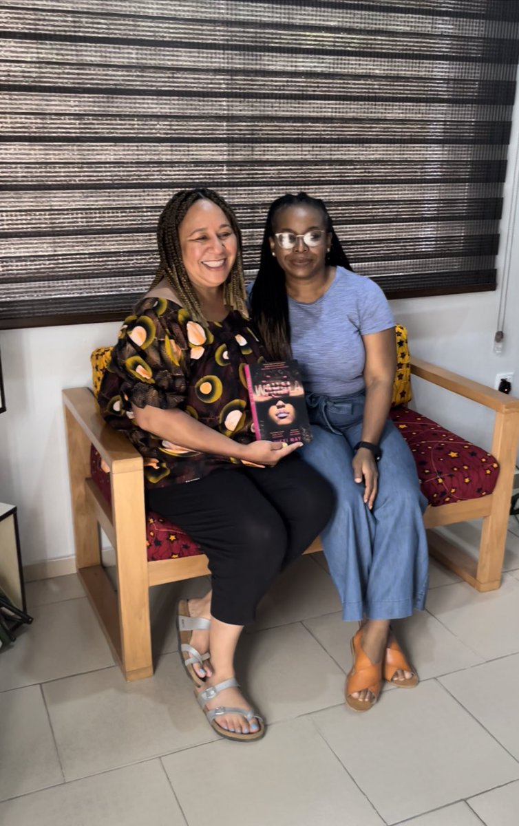 NikkiOMay's tweet photo. Such a joy to visit my 🇳🇬 publishers for book chat 💖   
@NarrativeLscape 
#Wahala https://t.co/MWEnB2pklz