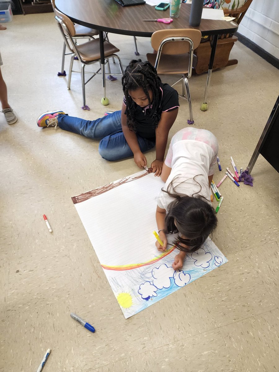 mccarroll_marie's tweet photo. Students showing what they know about weather at Armstrong Summer Learning.   #ccssummerlearning https://t.co/k1IcxEcXTP