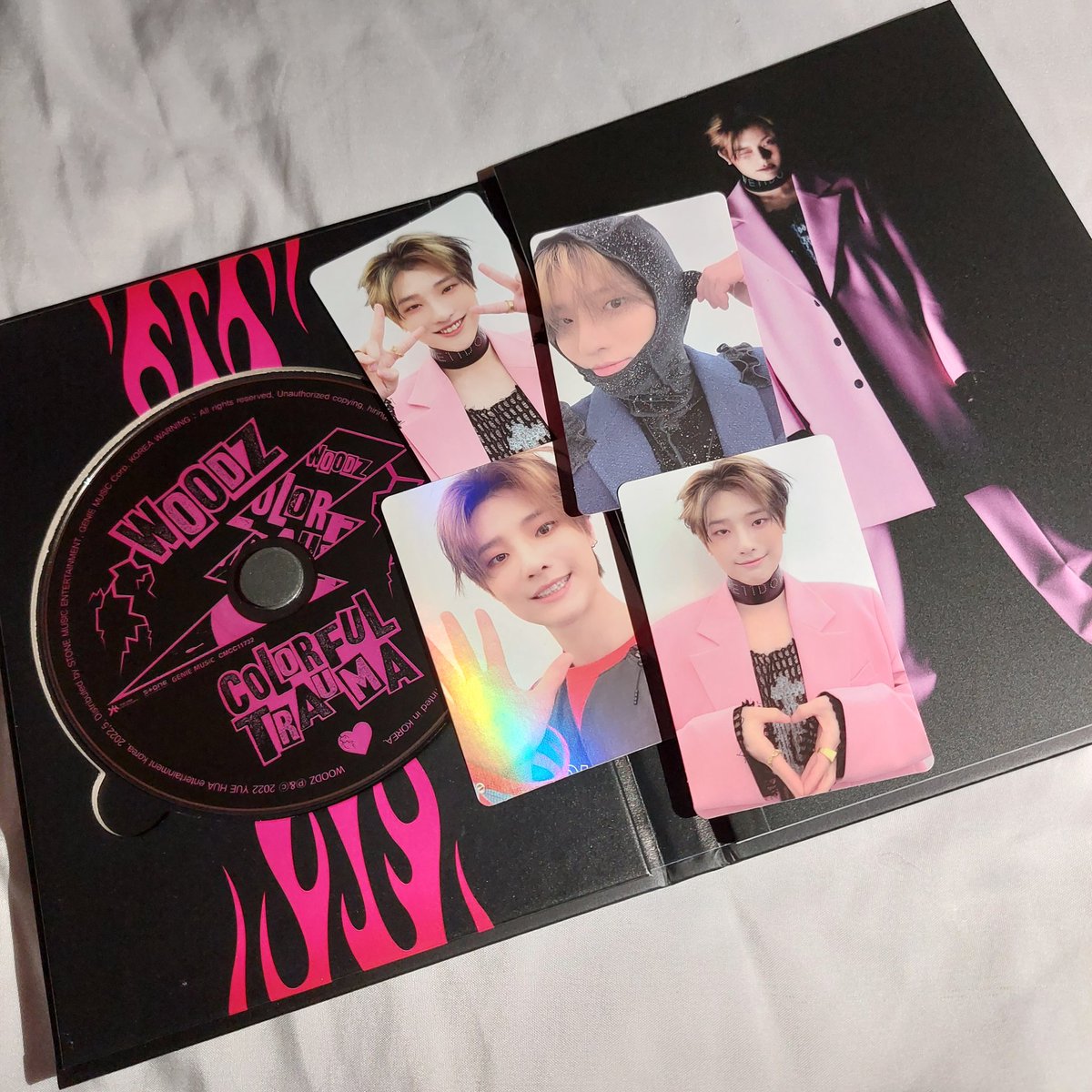 dda_dnwm's tweet photo. [💌]

had fun unboxing these babies bcos im laughing ass off with woodz's creative pcs!!! 🤩 thank you ate @twoseungs_x1 for these esp for bringing them yesterday and meeting me 😘

#INPL_Proofs #INPL_FeedbACKs https://t.co/dftUGpjPCW