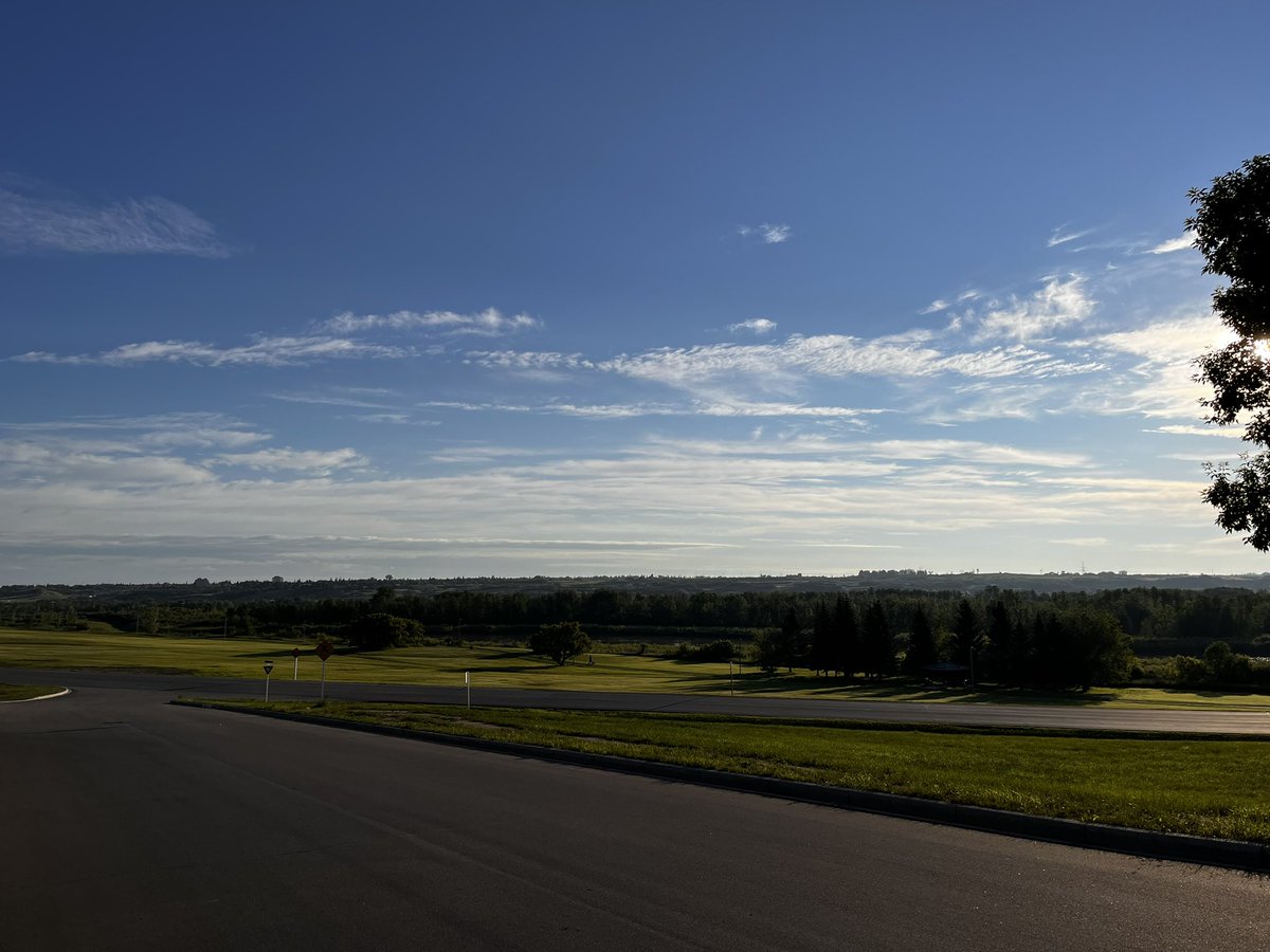 jeremycockrill's tweet image. From any view, the river valley in the Battlefords is something special. Walking around this weekend reminded me how grateful I am to live in this part of the world.