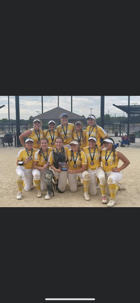 Kari Pierce tweet media